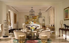 Khách Sạn Des Arts Saigon - MGallery Collection